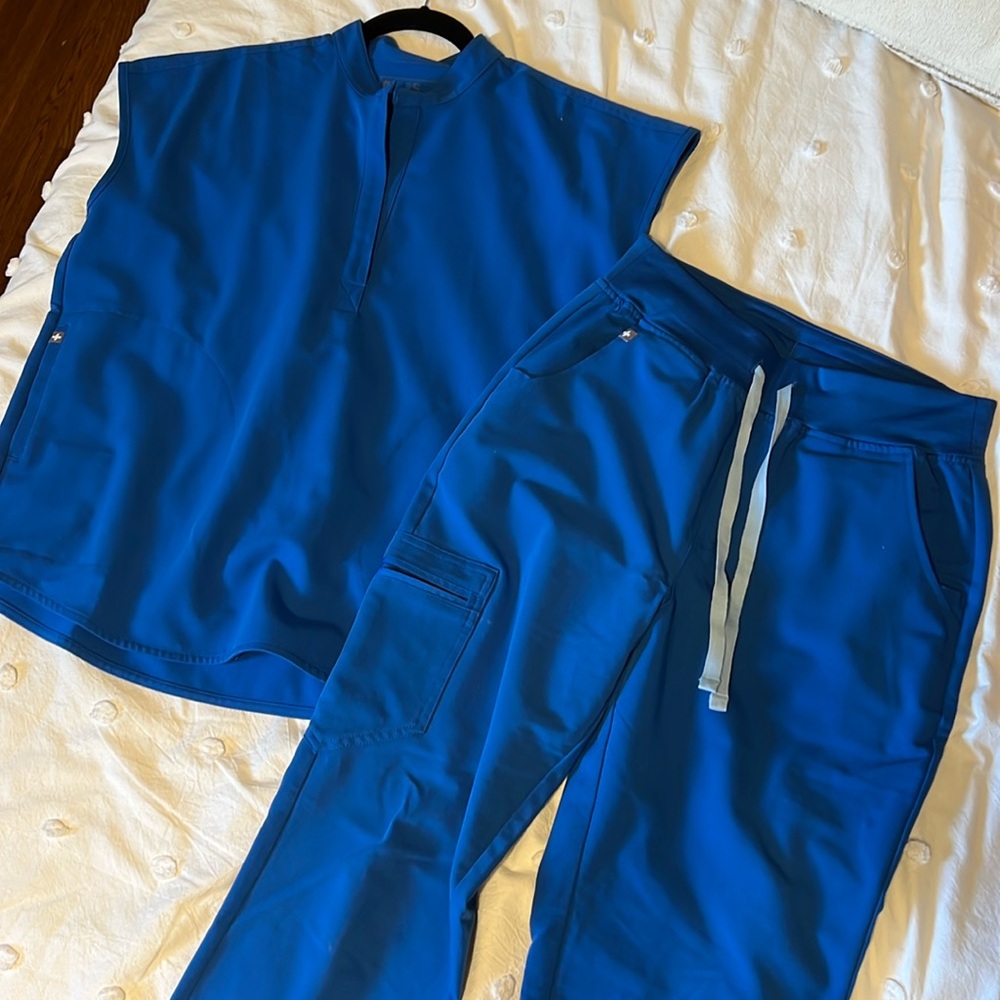 Figs - royal blue Rafaela scrub top and tall length high waisted joggers pant
